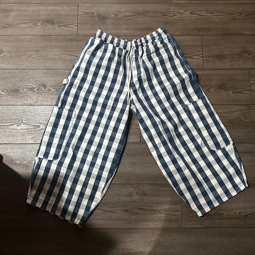 BDG Navy and White Plaid Cropped Pants